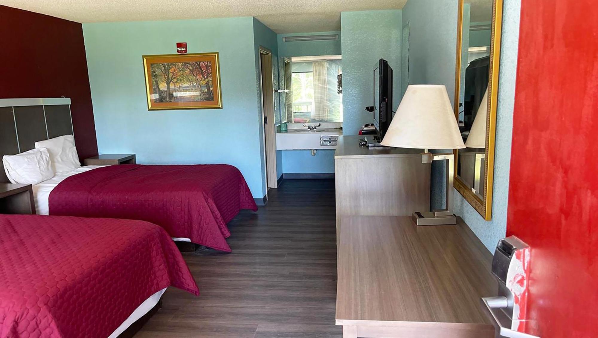 וויליאמסטון Mayfair Inn מראה חיצוני תמונה