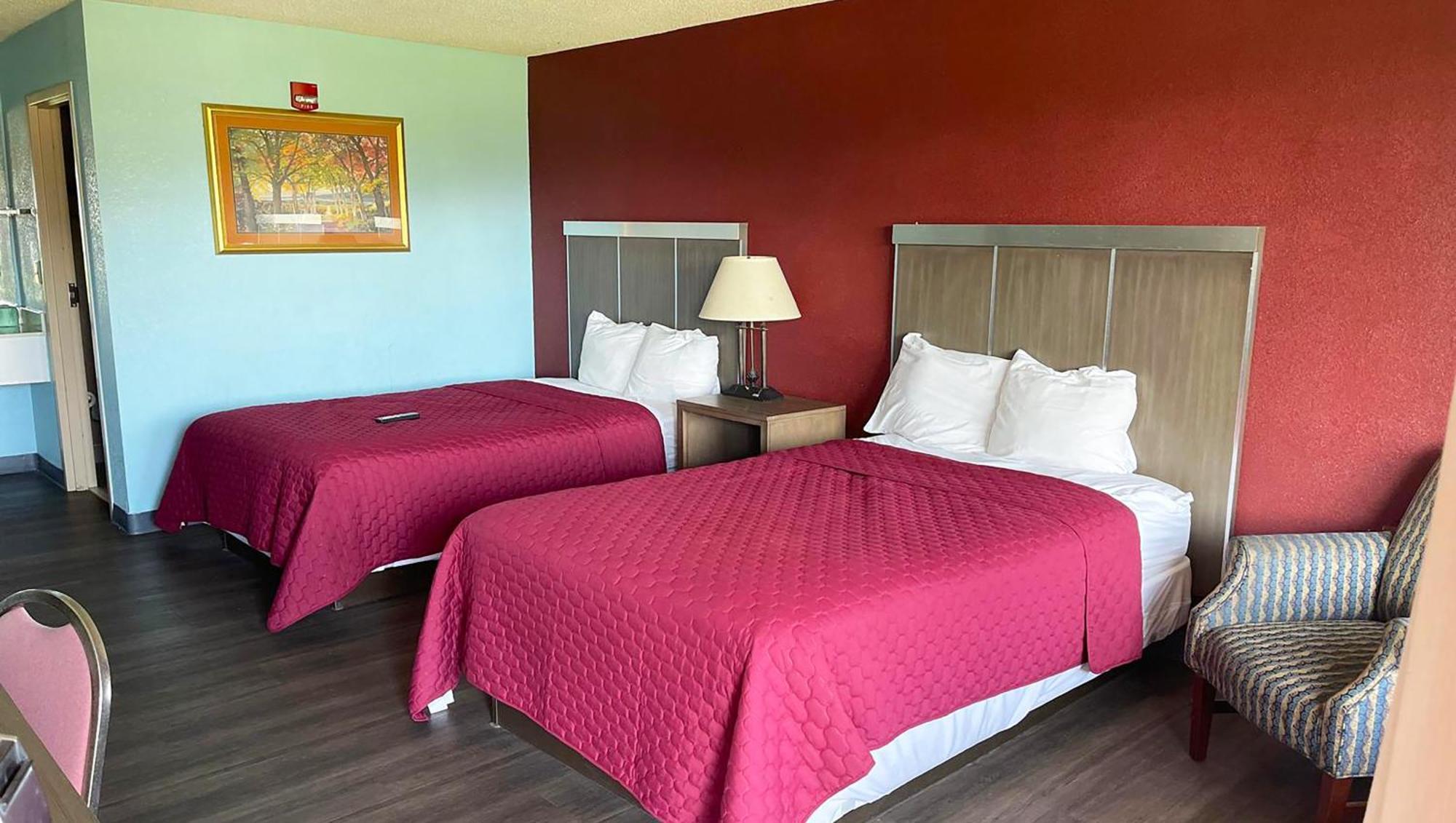וויליאמסטון Mayfair Inn מראה חיצוני תמונה