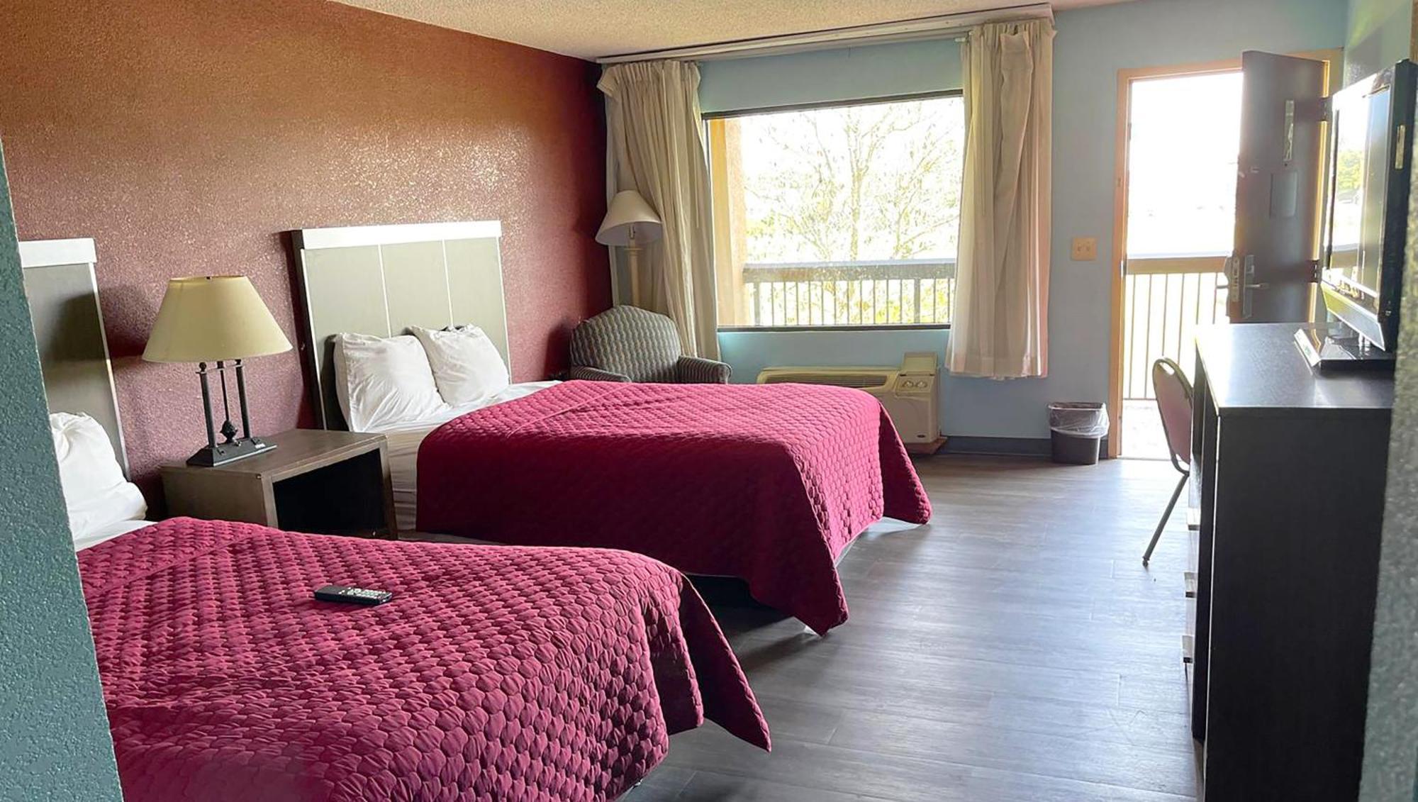 וויליאמסטון Mayfair Inn מראה חיצוני תמונה