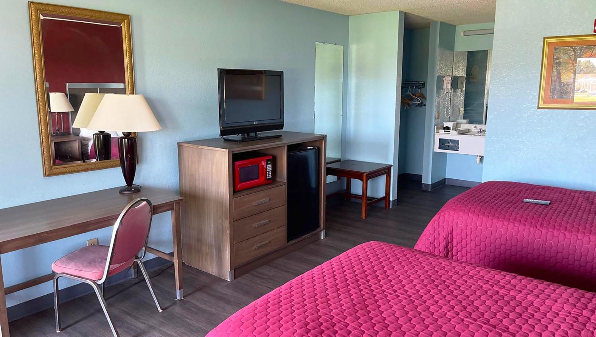 וויליאמסטון Mayfair Inn מראה חיצוני תמונה