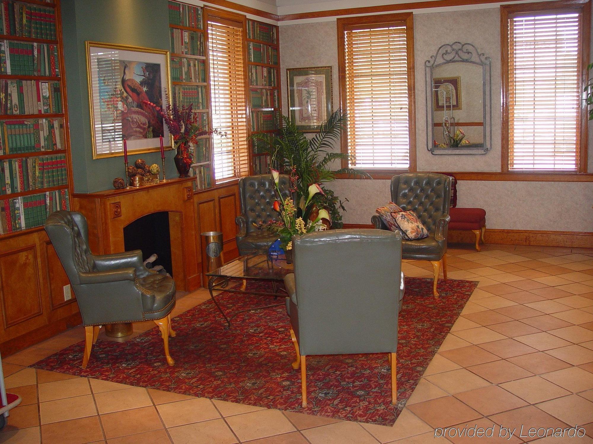 וויליאמסטון Mayfair Inn מראה פנימי תמונה